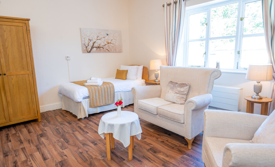 Oaklands Nursing Home